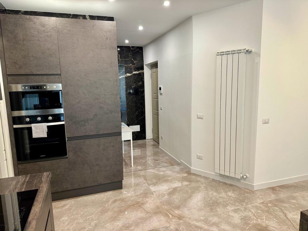 Magic Place Bergamo! Classy Apartment In The Heart Of The City Bagian luar foto