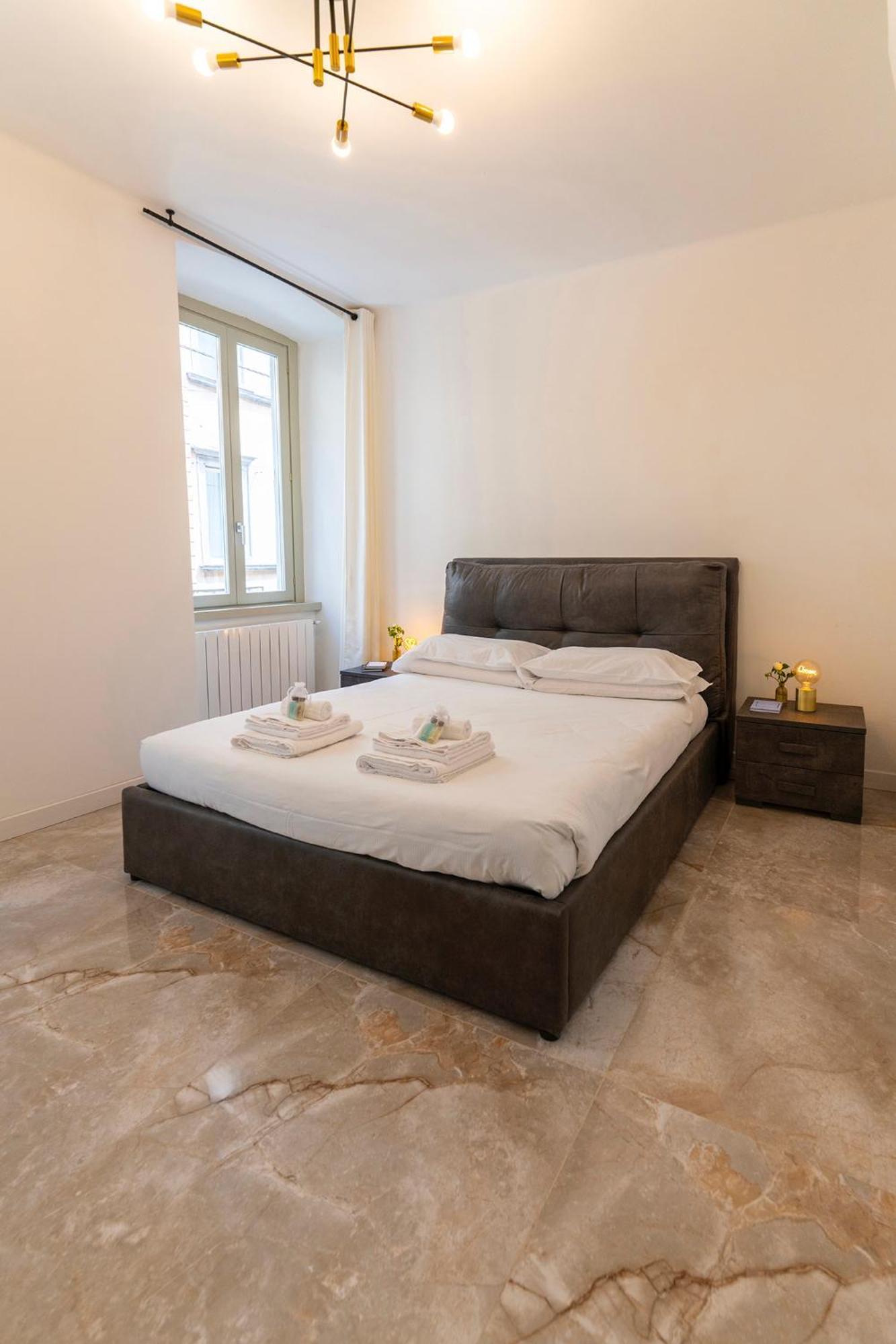 Magic Place Bergamo! Classy Apartment In The Heart Of The City Bagian luar foto