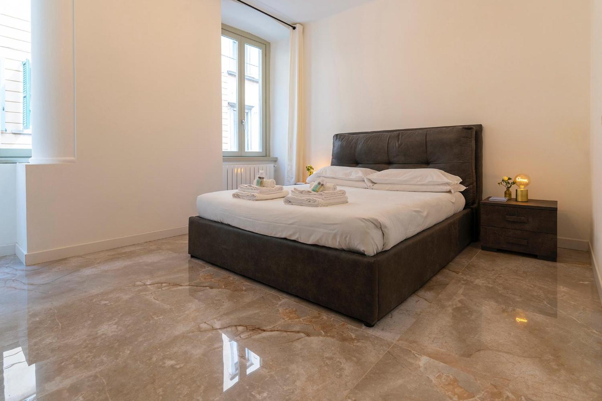 Magic Place Bergamo! Classy Apartment In The Heart Of The City Bagian luar foto