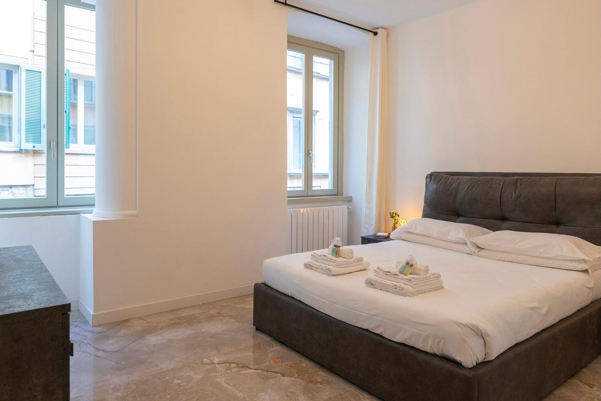 Magic Place Bergamo! Classy Apartment In The Heart Of The City Bagian luar foto